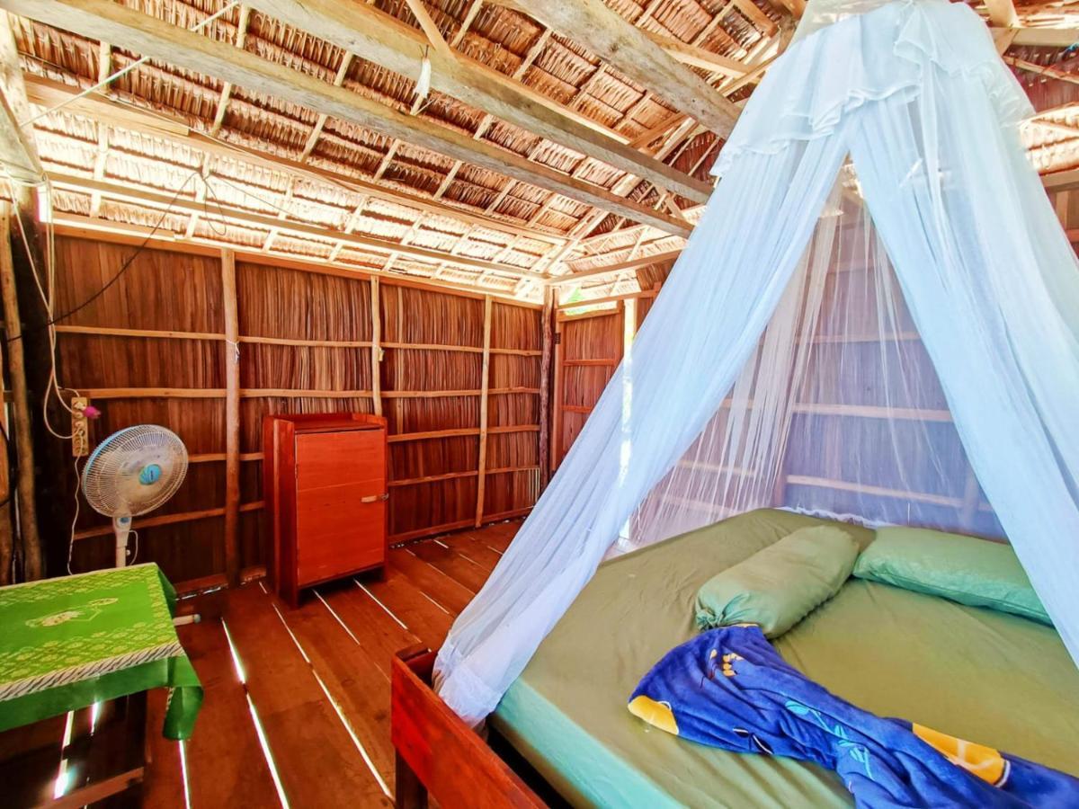West Mansuar Homestay Pulau Mansuar Exterior photo