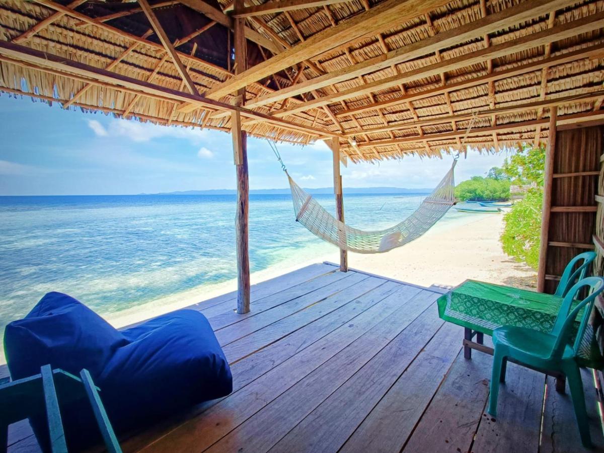 West Mansuar Homestay Pulau Mansuar Exterior photo